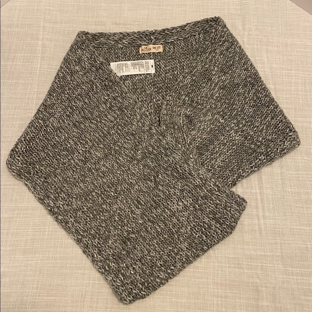 Hollister Infinity Scarf